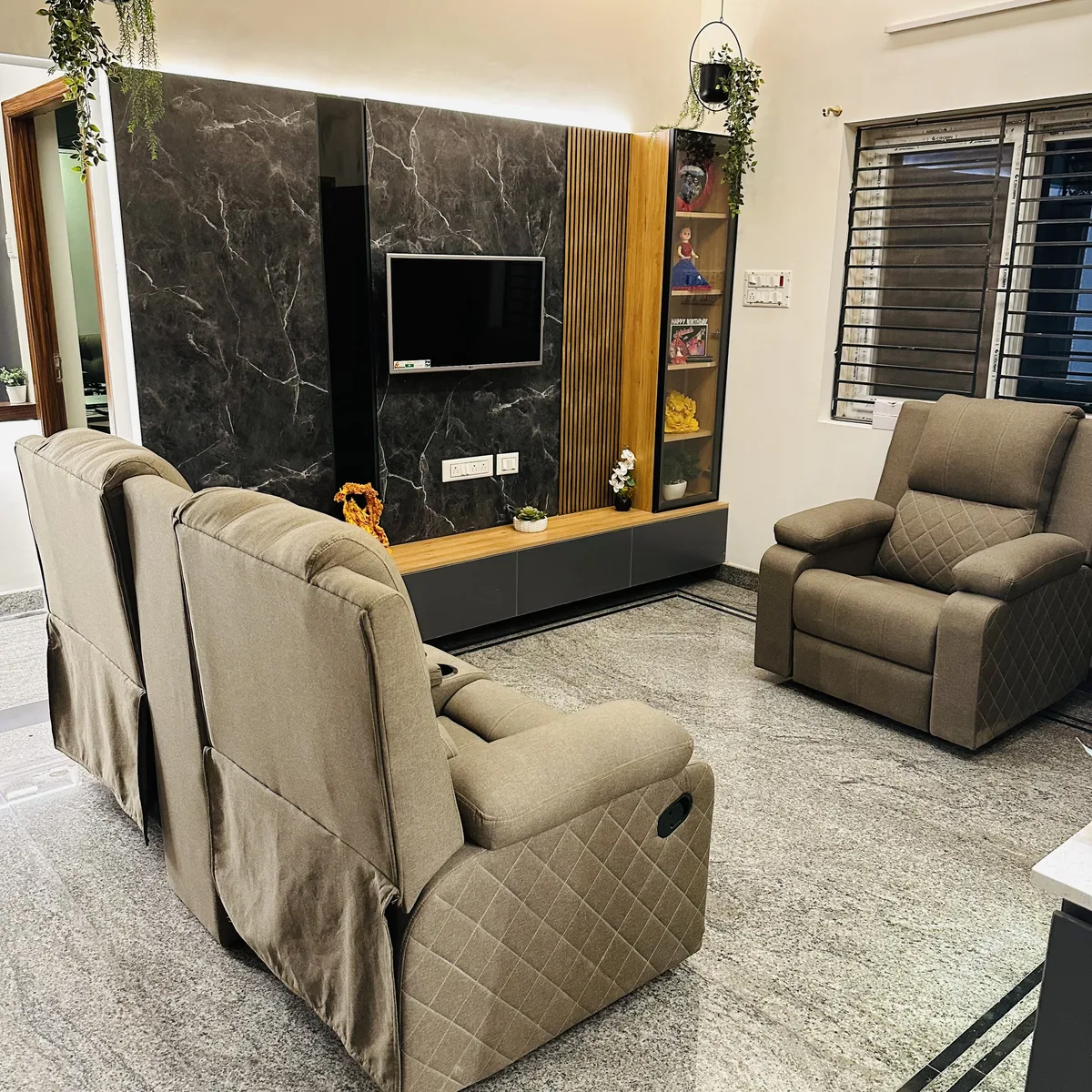 Villa interior in Bengaluru by AlcorOne Solutions — Living area